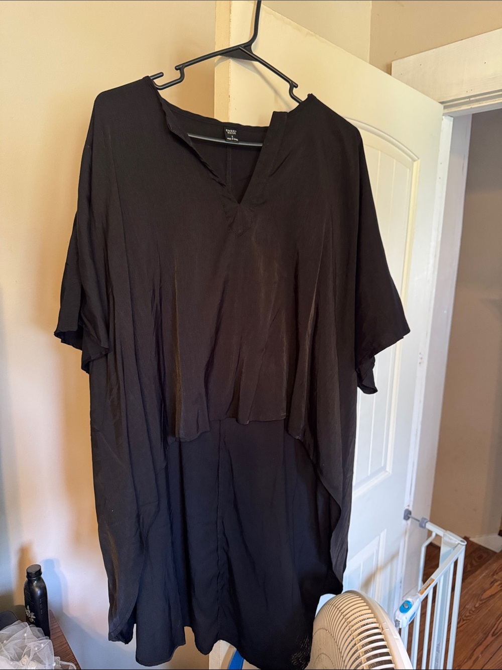 Black Women's V-Neck Oversized Top